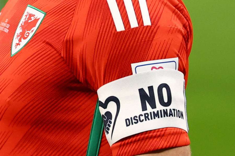 German FA say "extreme blackmail" forced federations to drop armbands at World Cup