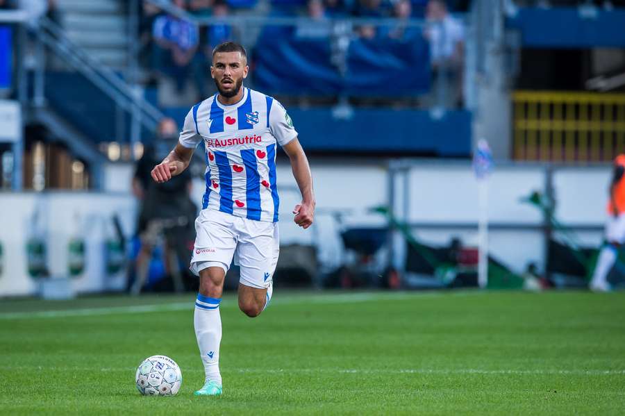 Hussein Ali in actie voor Heerenveen