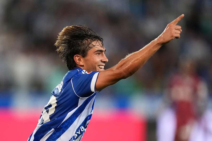 Mikel Rodríguez celebra su primer gol con el Alavés en LaLiga