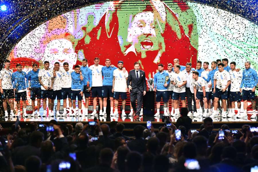 La Conmebol rindió homenaje a la selección argentina campeona del mundo en Catar 2022