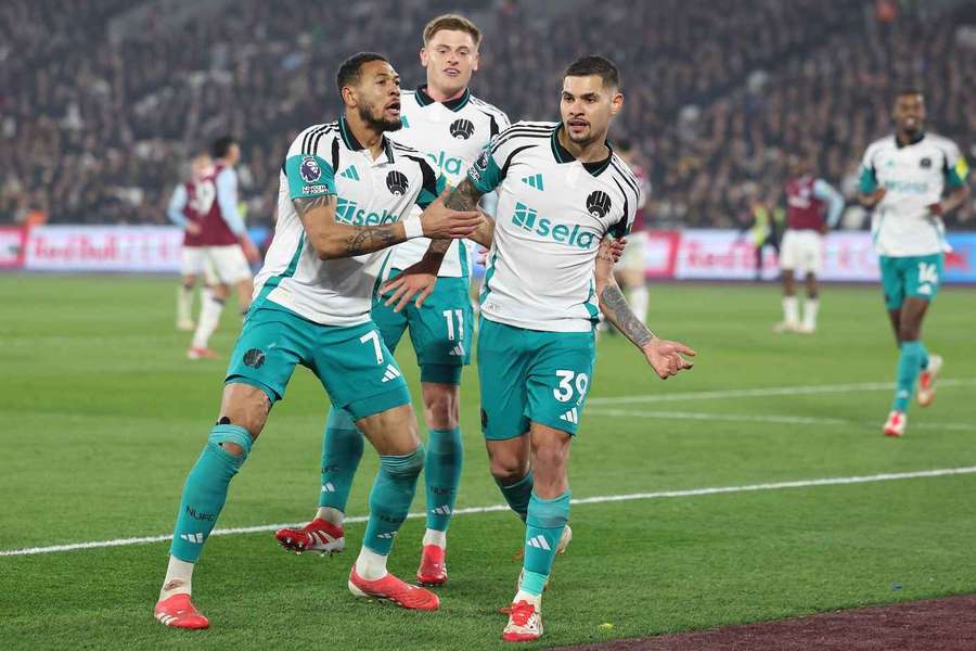 Newcastle sa teší z výhry na pôde West Hamu.