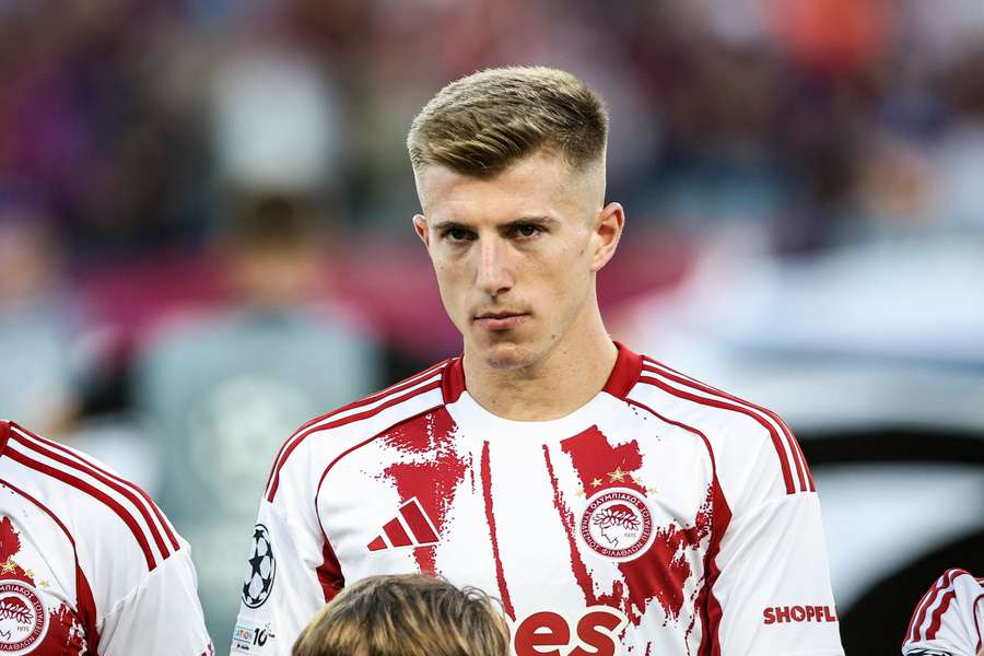 Costinha tem estado em destaque no Olympiacos Costinha tem estado em destaque no Olympiacos