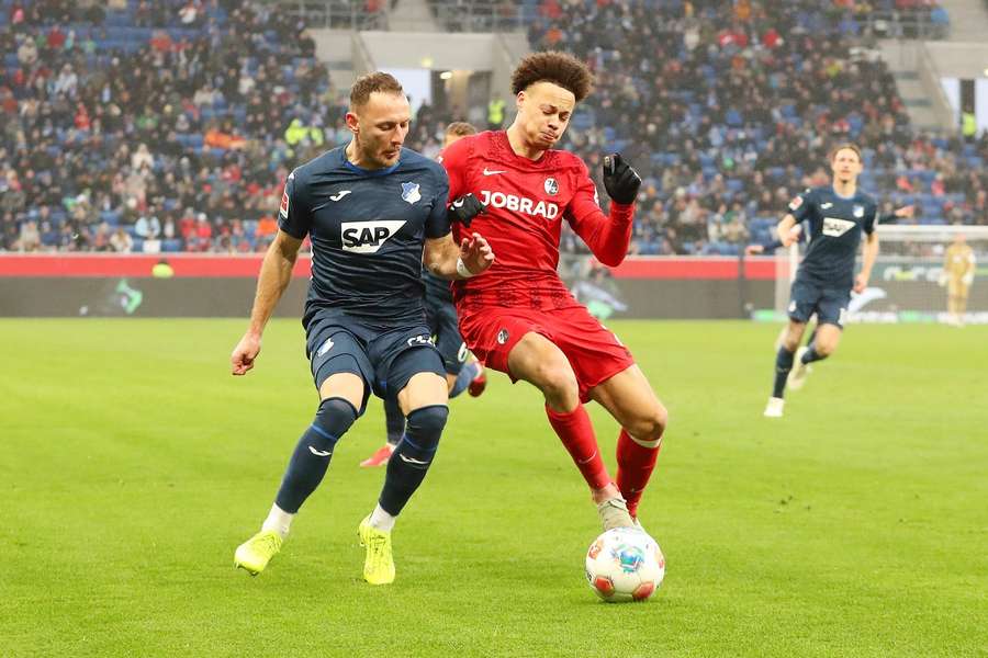 Coufal přidal další dvě nahrávky.