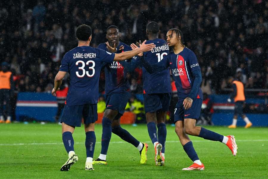 PSG er fransk mester for 12. gang uden at spille efter Monaco-kiks