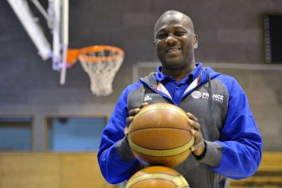 Basket (F) : Pour Toupane, les Bleues sont "en mission" au Mondial