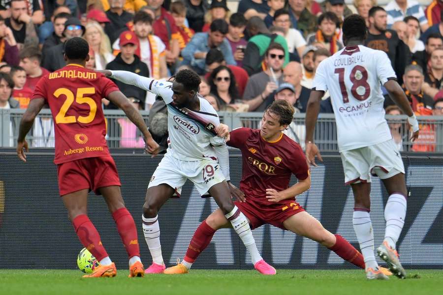 Serie A, Matic salva la Roma, che continua a sperare in una qualificazione europea