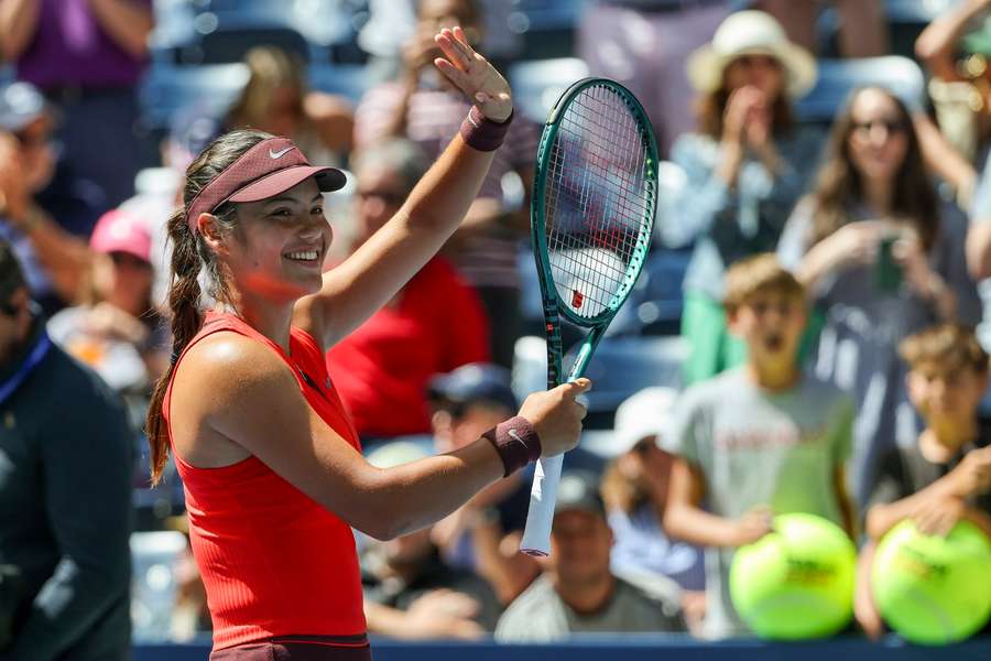 Emma Raducanu celebrates her win