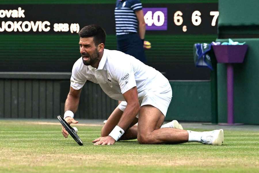 Djokovic resimte durerea în meciul cu Cobolli