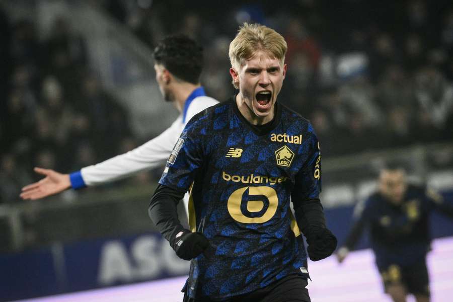 Haraldsson a ouvert le score en première période dès la 8ᵉ minute. Haraldsson a ouvert le score en première période dès la 8ᵉ minute.