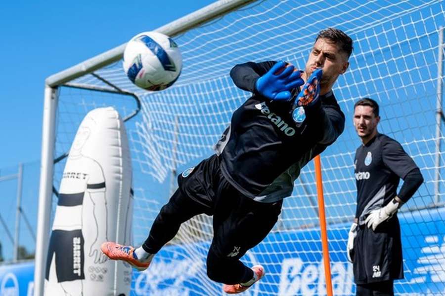 Cláudio Ramos no treino do FC Porto