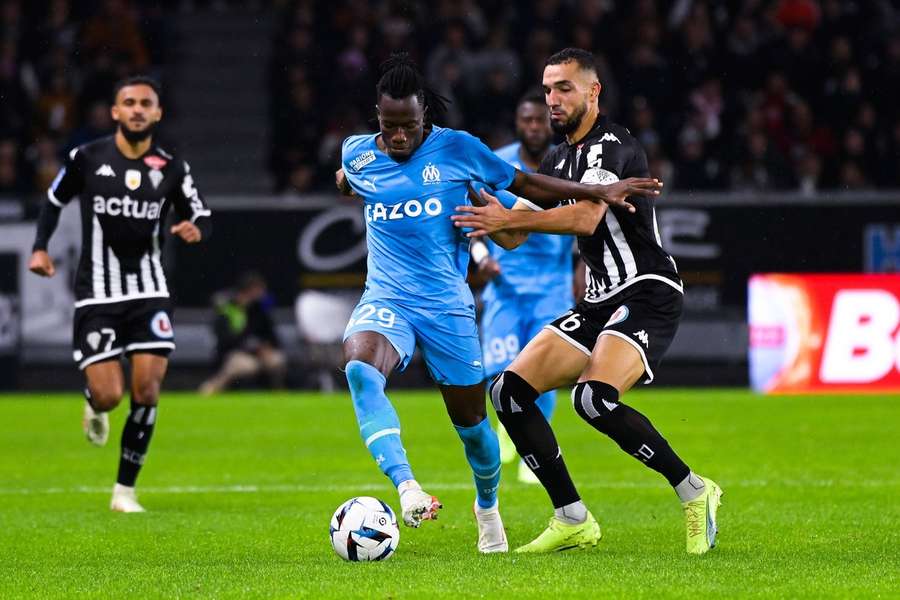 Marseille sa pred sobotou vracia na čelo Ligue 1.