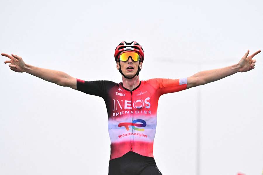 Pogacar coraz bliżej wygranej w Tour de France, 14. etap dla Arensmana