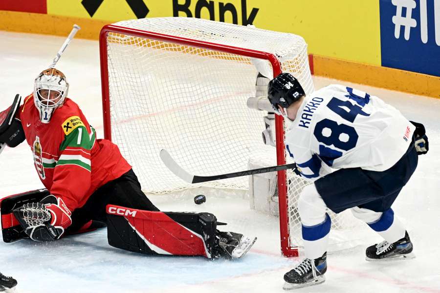 Kaapo Kakko scorede kampens andet mål for Finland i et powerplay