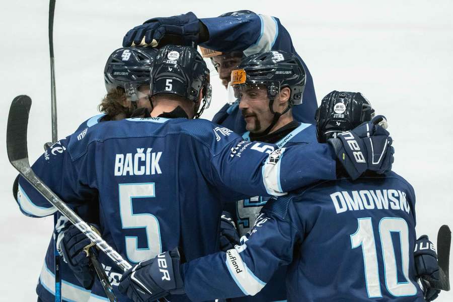 Slovan vyrovnal stav série.