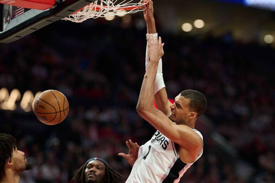 Wembanyama face aux Trail Blazers.