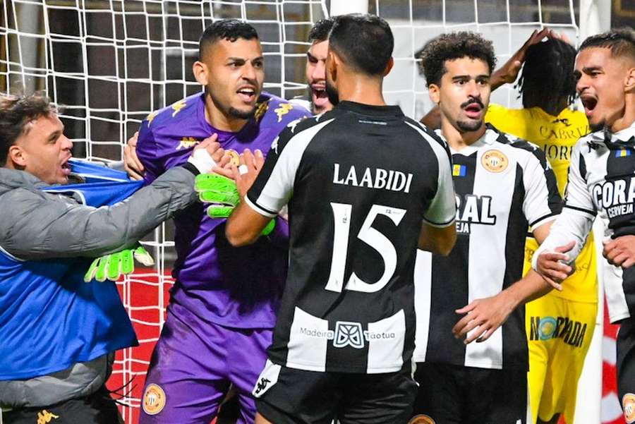 Kaique defendeu duas grandes penalidades