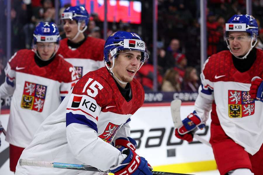 Čihař se zasloužil v semifinále o dvě trefy. Čihař se zasloužil v semifinále o dvě trefy.