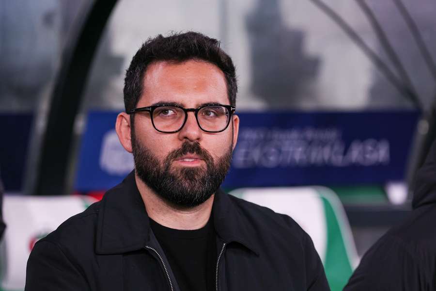 Feio chciałby trenować klub z Anglii lub Portugalii. Pomóc może jego agent, Jorge Mendes Feio chciałby trenować klub z Anglii lub Portugalii. Pomóc może jego agent, Jorge Mendes