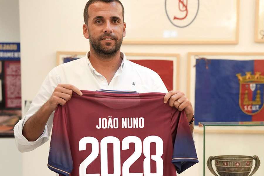 João Nuno oficializado no Torreense João Nuno oficializado no Torreense