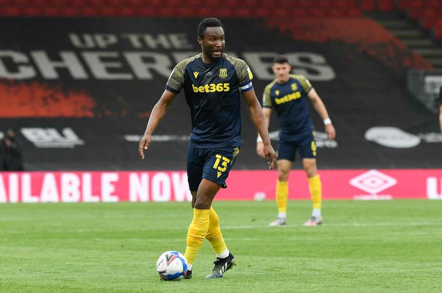 John Obi Mikel avec Stoke City face à Bournemouth.