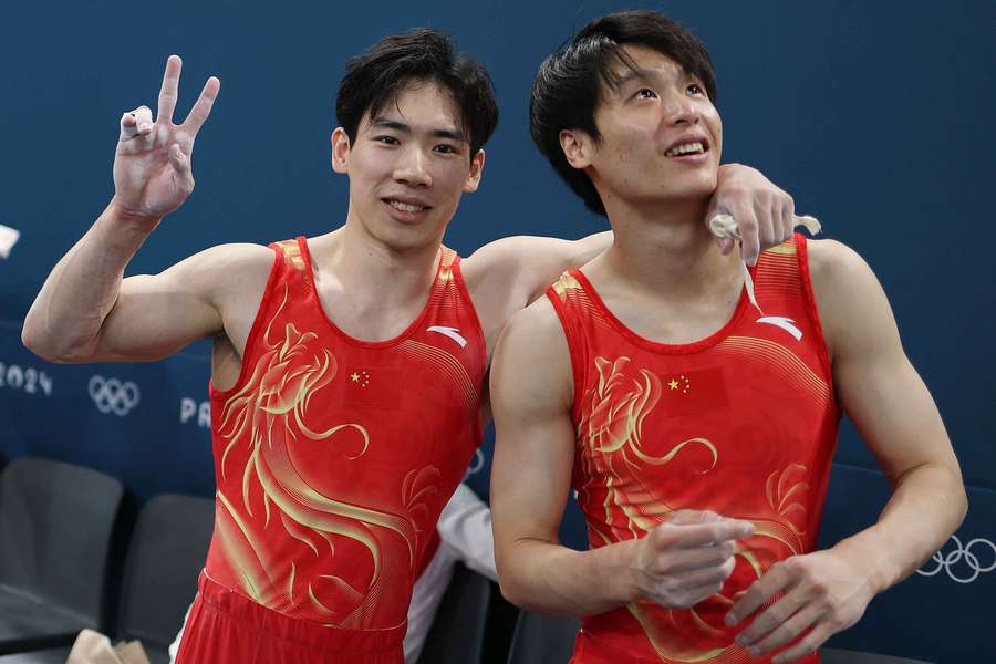 Chineses partem na frente