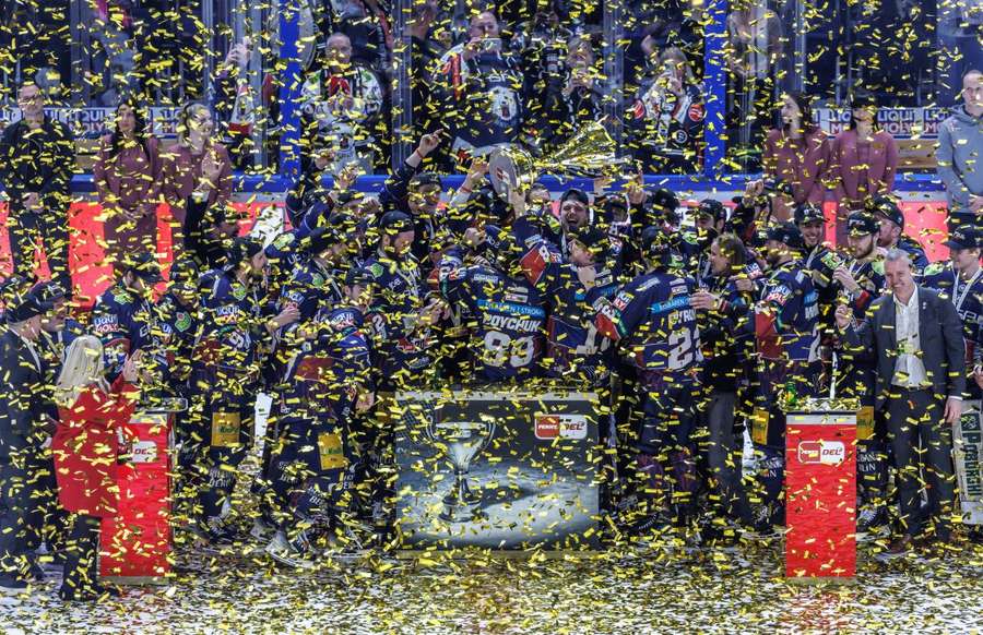 Die Eisbären wollen den Titel verteidigen Die Eisbären wollen den Titel verteidigen