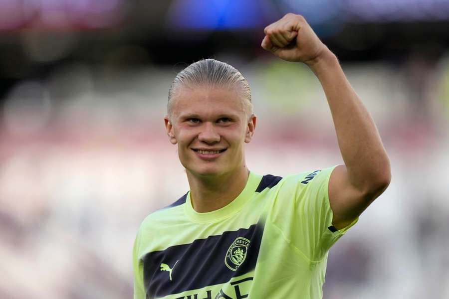 Erling Haaland se při debutu v PL trefil hned dvakrát.