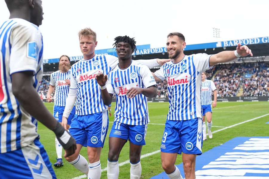 Bashkim Kadrii (til højre) scorede søndag sit ottende sæsonmål i Superligaen i denne sæson.