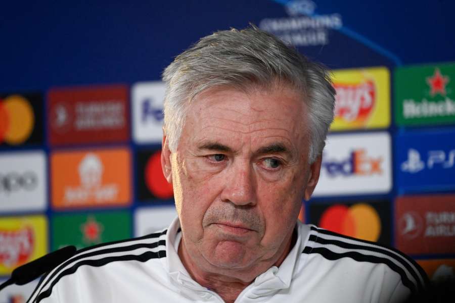 Ancelotti define a Piqué como "uno de los mejores"