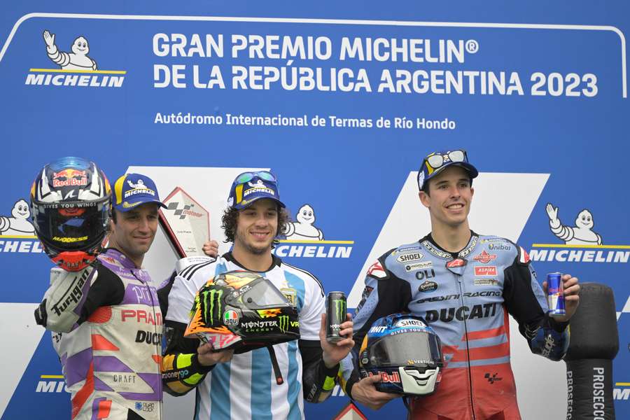 Bezzecchi gana el Gran Premio de Argentina de MotoGP, con Álex Márquez tercero