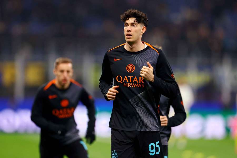 Barcelona readying bid for unsettled Inter Milan defender Bastoni