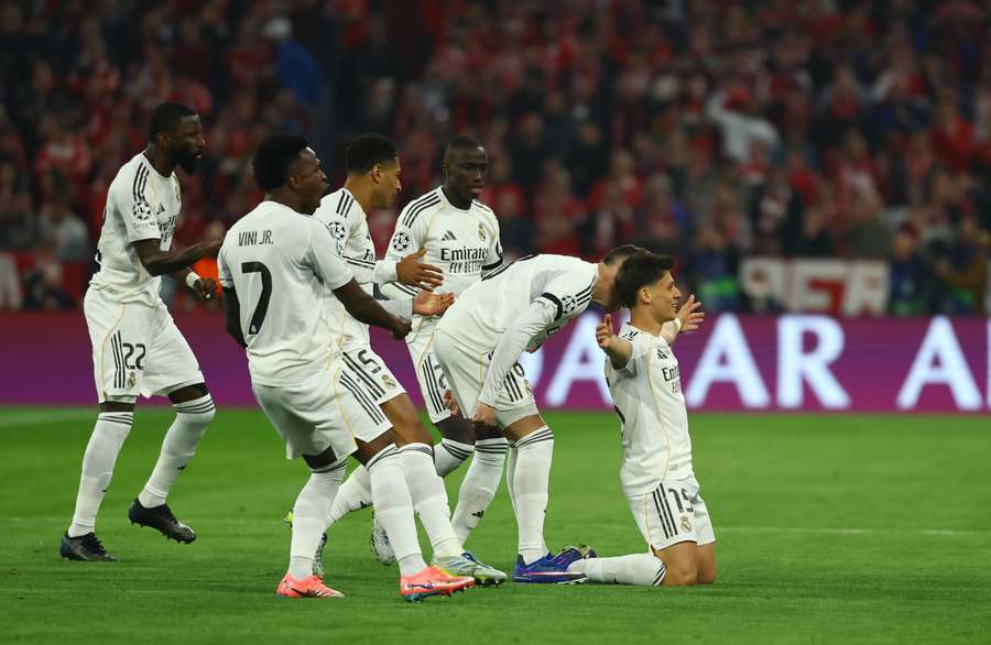 Arda Güler brilhou no primeiro tempo de Bayern x Real Madrid Arda Güler brilhou no primeiro tempo de Bayern x Real Madrid