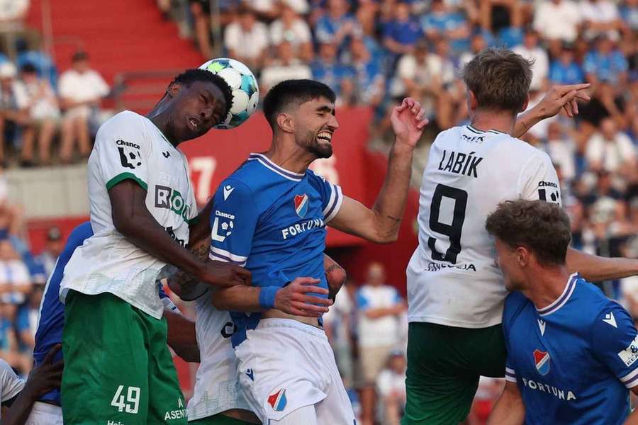 Řecký obránce Georgios Kornezos končí v ostravském Baníku