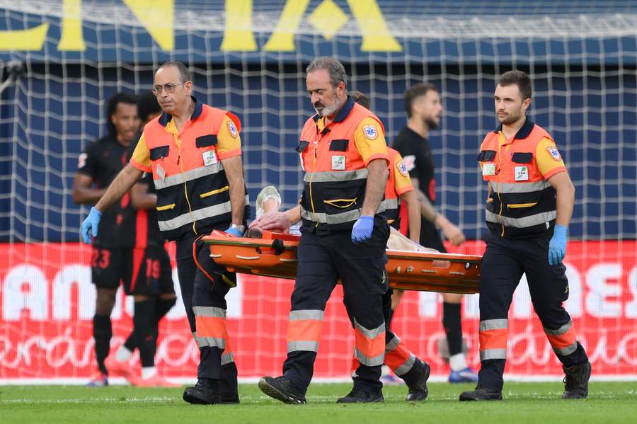 Marc-Andrew ter Stegen was stretchered off during Barcelona's LaLiga match against Villarreal