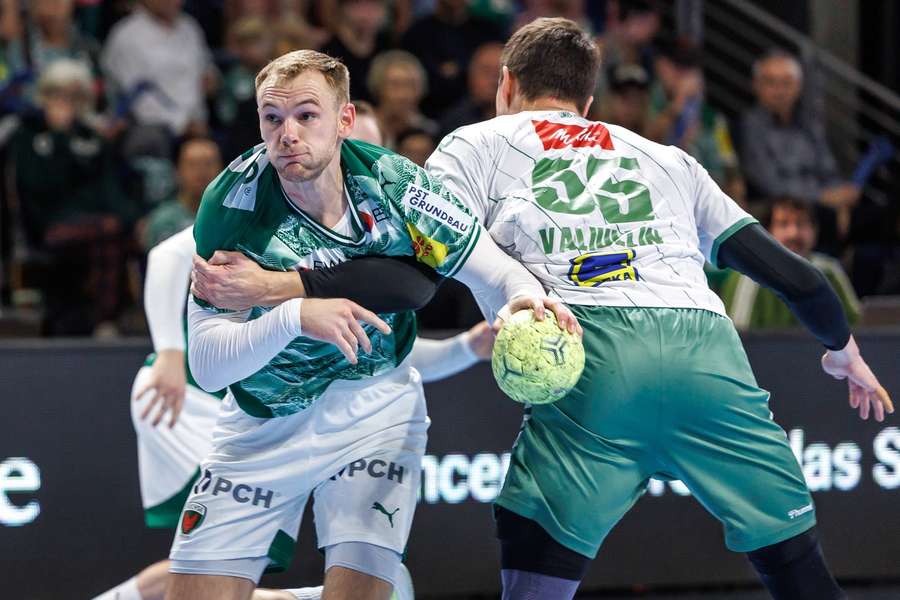 Mathias Gidsel scored ten goals against GWD Minden