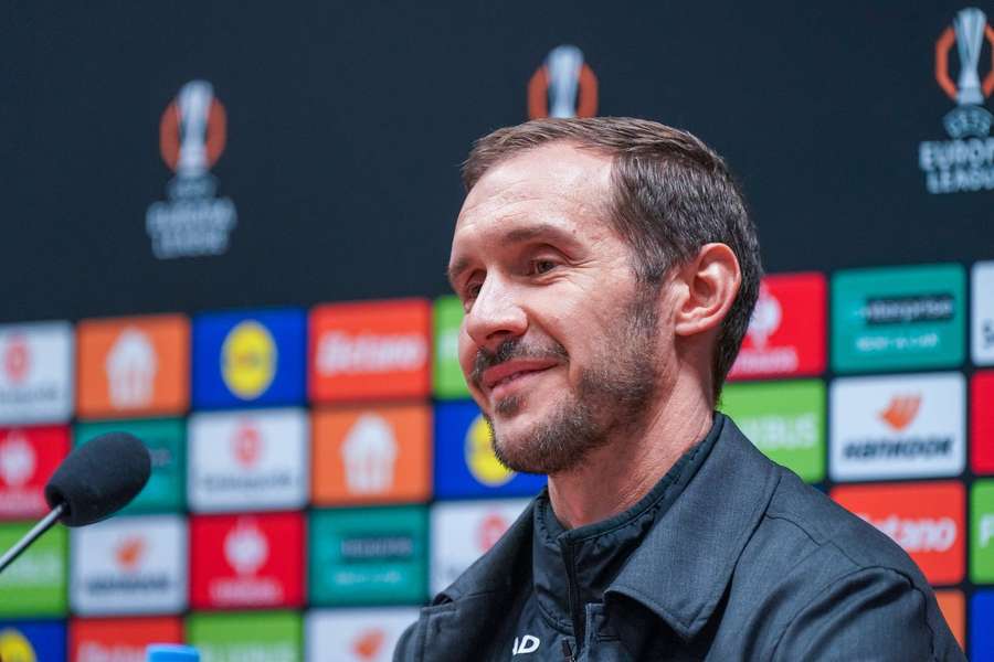 Plzeň dokáže konkurovat i velmi známým a věhlasným týmům, říká Schuster. Plzeň dokáže konkurovat i velmi známým a věhlasným týmům, říká Schuster.