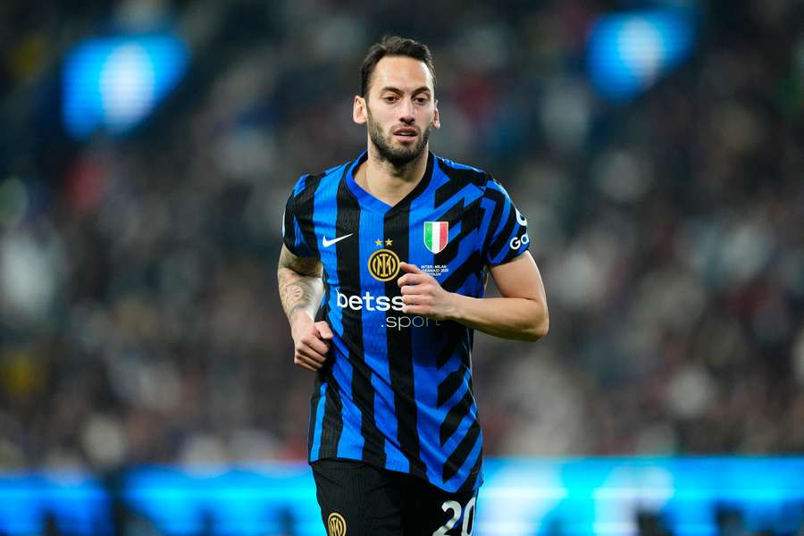 Hakan Calhanoglu
