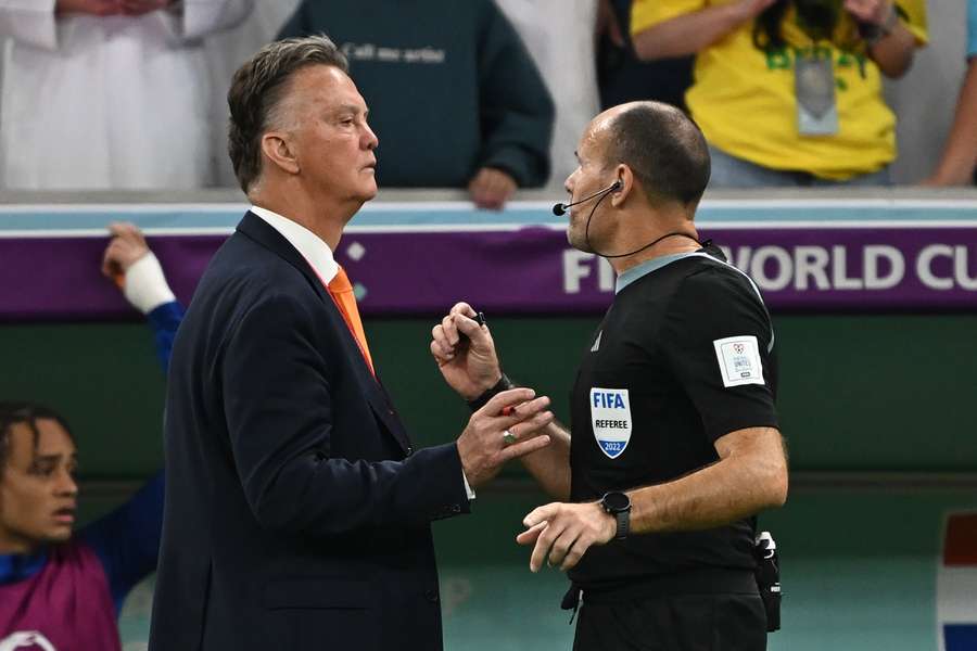 Louis van Gaal neemt voor derde keer zonder trofee afscheid bij Nederlands Elftal