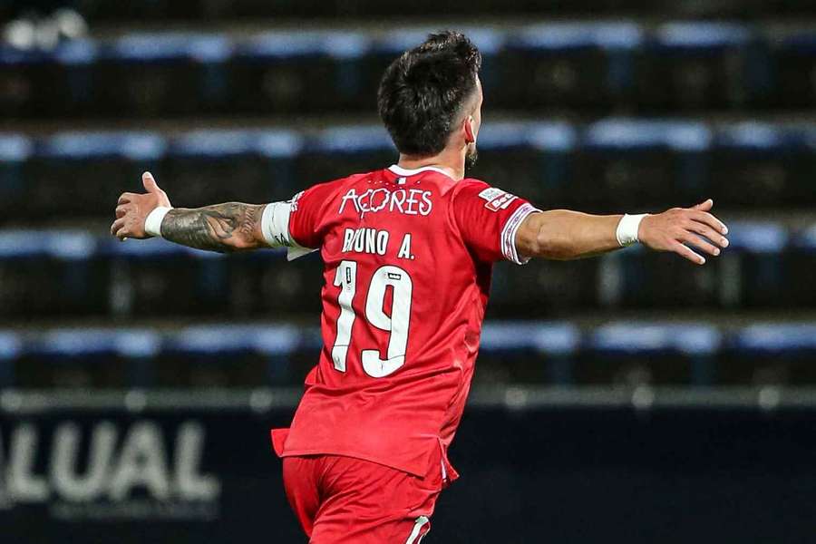 Bruno Almeida vai ser treinado por Hugo Martins no AEL Limassol Bruno Almeida vai ser treinado por Hugo Martins no AEL Limassol