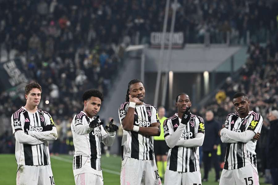 L'esultanza della Juve contro il Benfica L'esultanza della Juve contro il Benfica