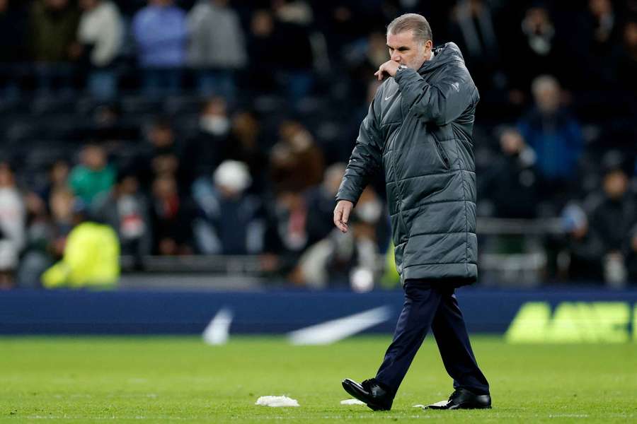 Ange Postecoglou cu o figură deprimată după meci