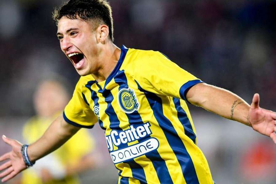 Alejo Veliz deu nas vistas no Rosario Central