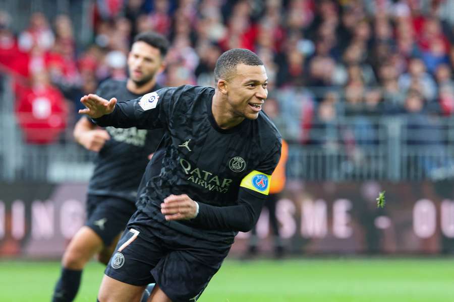 Kylian Mbappe bleibt in Topform und erzielte seine Saisontore 9 und 10.