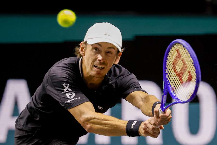 Auger-Aliassime e De Minaur farão final do ATP 500 de Roterdã