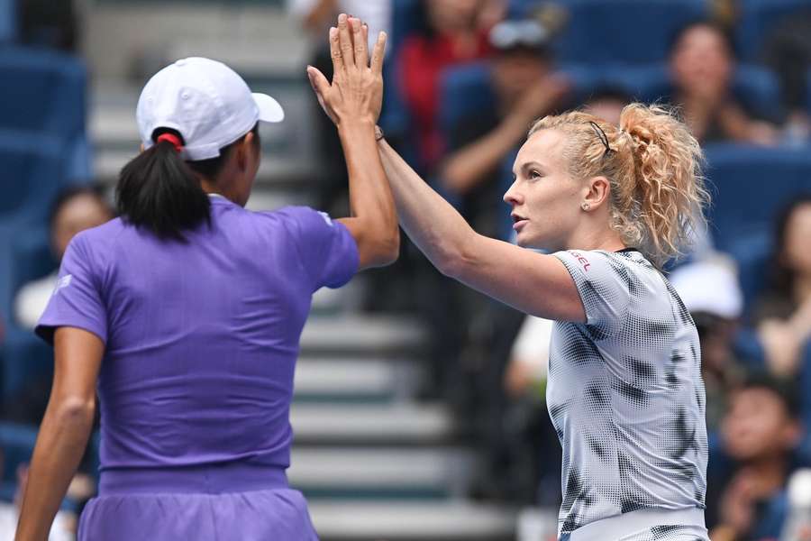 Kateřina Siniaková s Shuai Zhang nedaly soupeřkám šanci Kateřina Siniaková s Shuai Zhang nedaly soupeřkám šanci