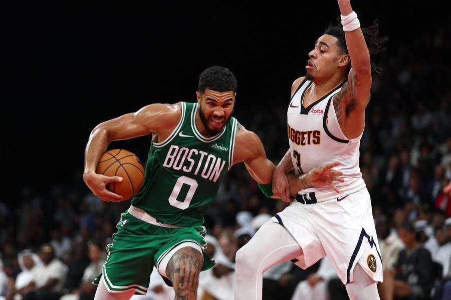 Jayson Tatum liderou Celtics 