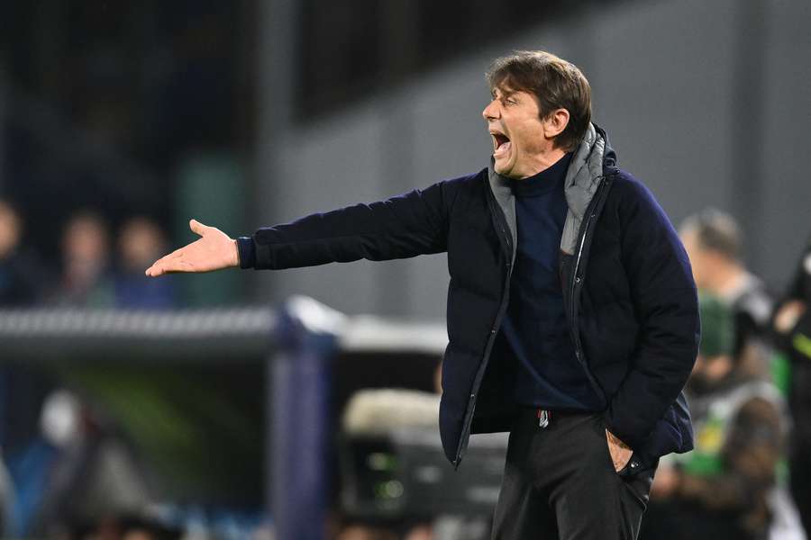 Antonio Conte, treinador do Nápoles