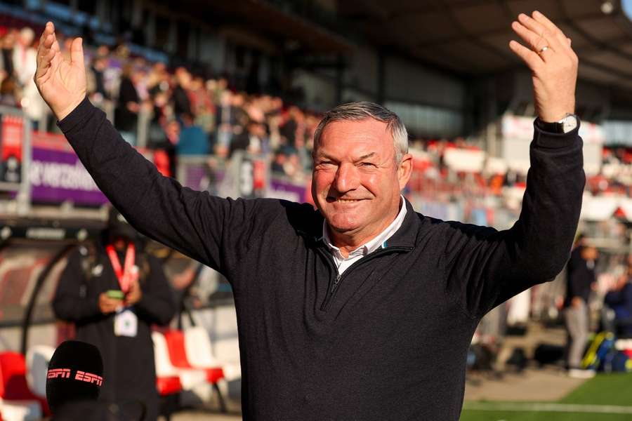 FC Utrecht-trainer Ron Jans hoopt op een voortzetting van één van de beste seizoensstarts aller tijden van zijn club