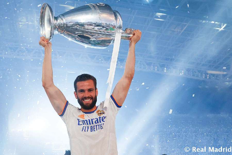Nacho seguirá siendo un One Club Man: renueva un año con el Real Madrid