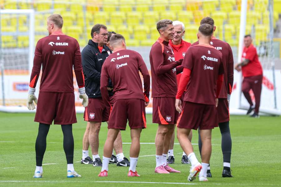 O punkty z Holandią zagramy w cieniu debiutu Urbana i powrotu Lewandowskiego